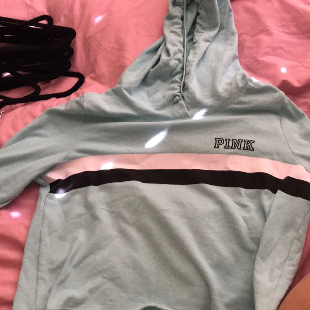 Cropped sweatshirt